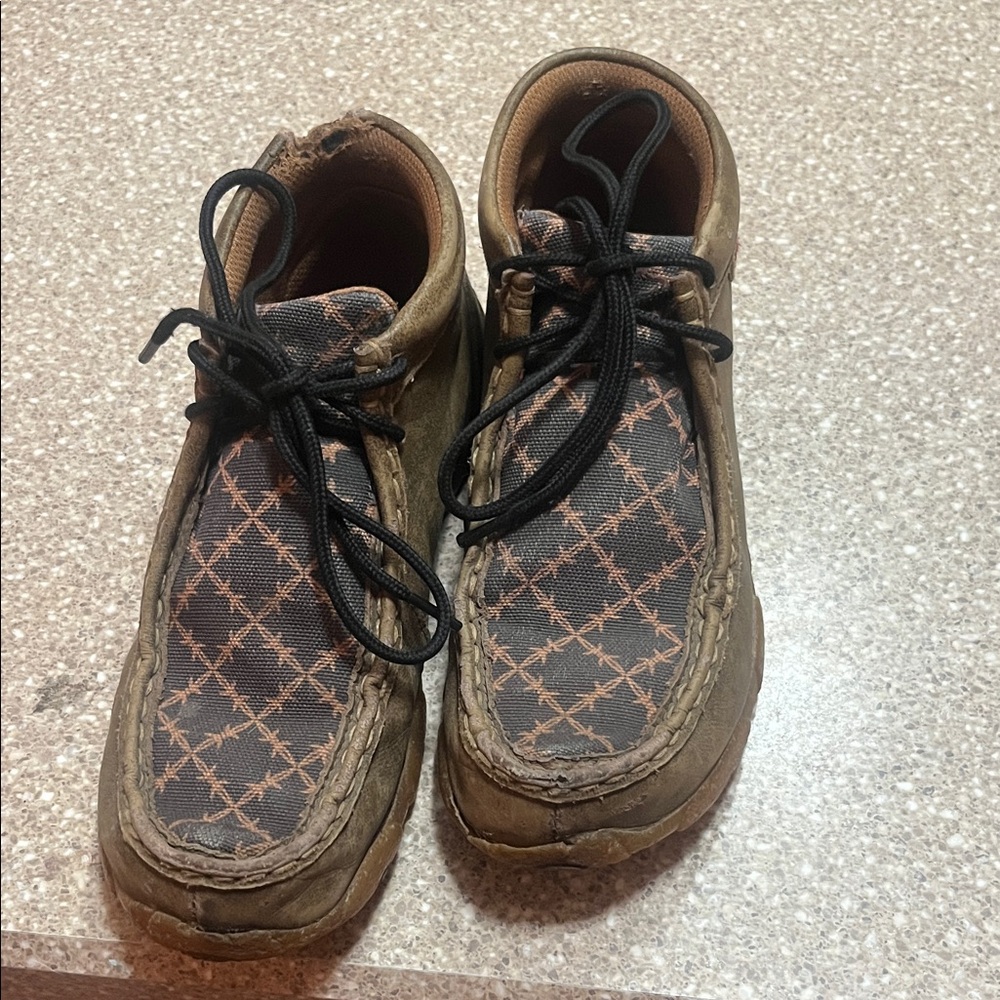 Brown Moccasin-Style Casual Shoes with Patterned Top